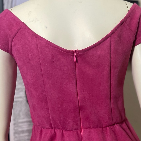Velvet Dress- Pink - Picture 4 of 5
